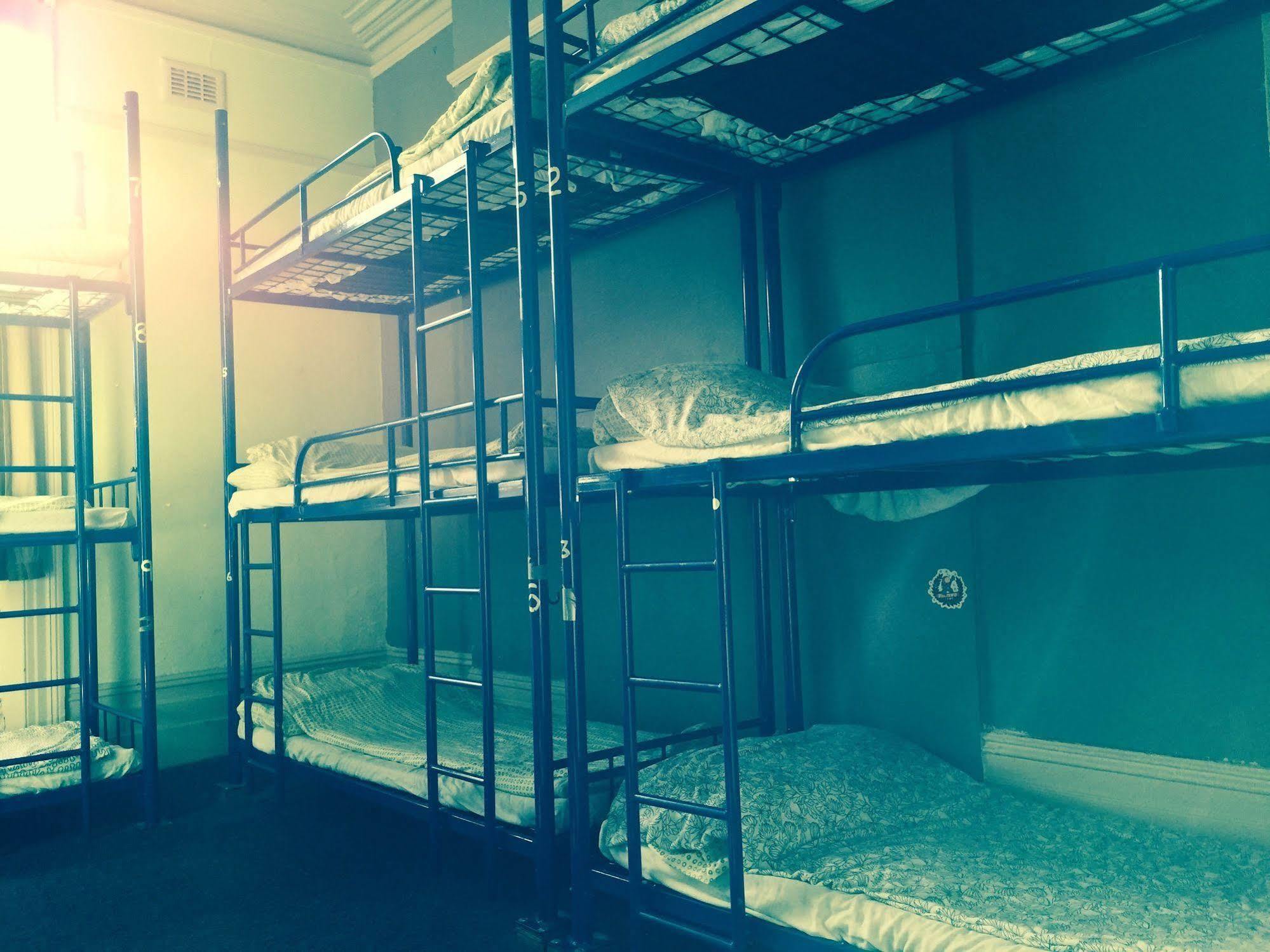 Arsenal Tavern Hostel ロンドン エクステリア 写真